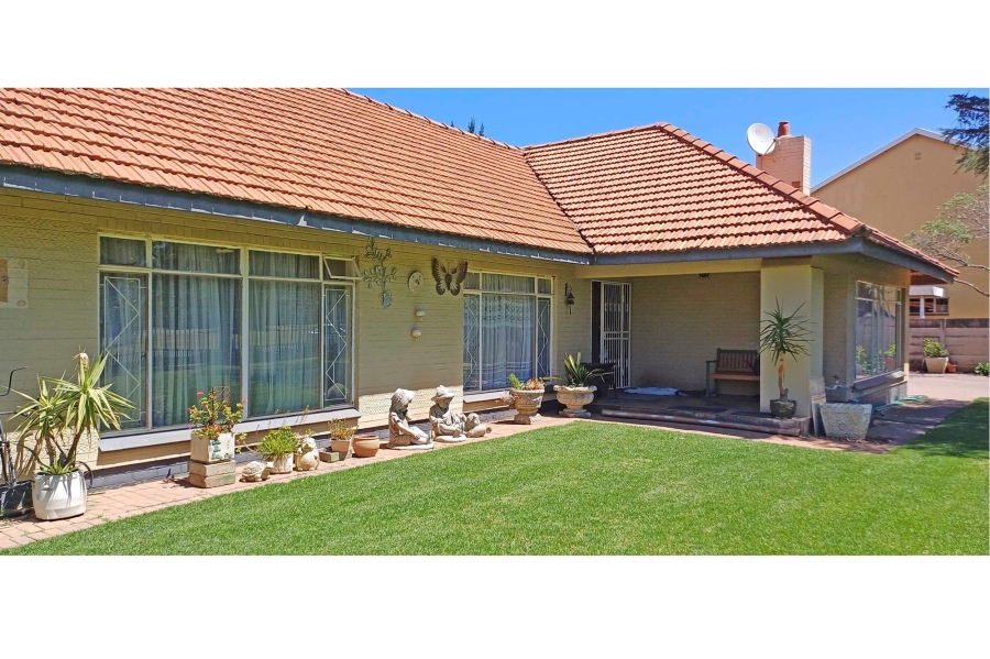 3 Bedroom Property for Sale in Jim Fouchepark Free State